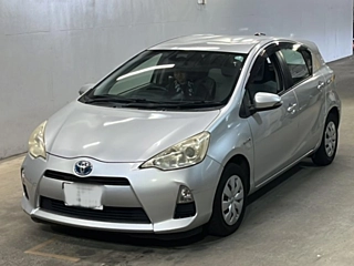 TOYOTA AQUA 2012