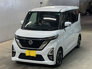 NISSAN ROOX 2021