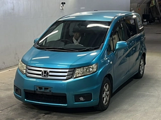 HONDA FREED 2011