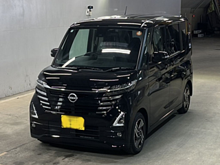 NISSAN ROOX 2024