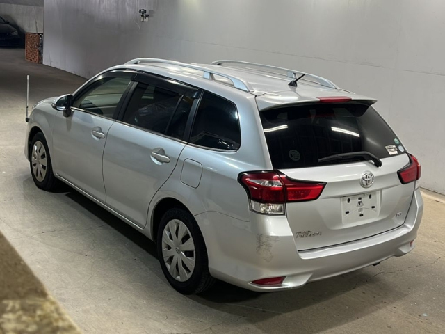 TOYOTA COROLLA FIELDER 2017