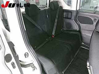 NISSAN ROOX 2023