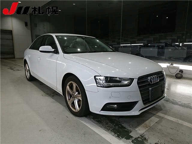 AUDI A4 2013