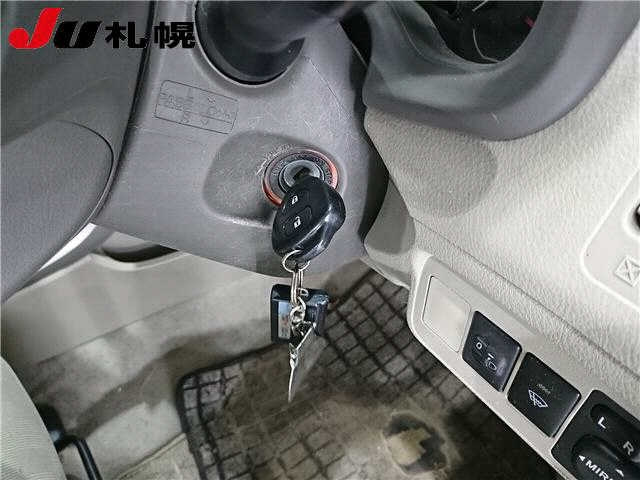 TOYOTA COROLLA AXIO 2009