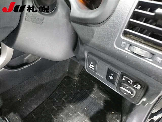 TOYOTA COROLLA FIELDER 2010