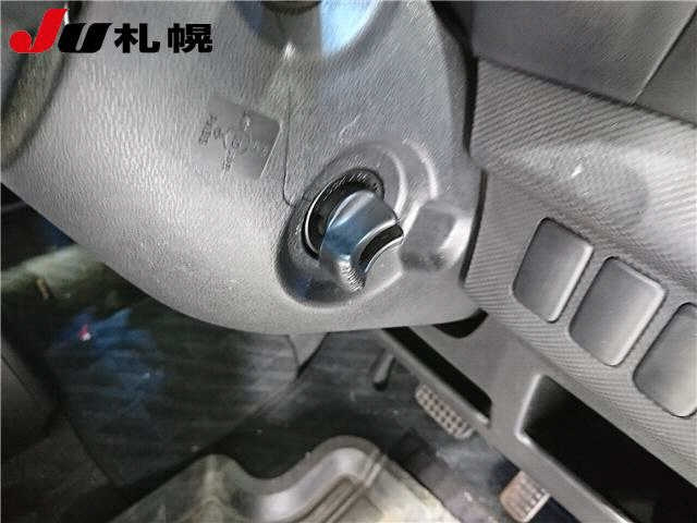 SUBARU LUCRA 2010