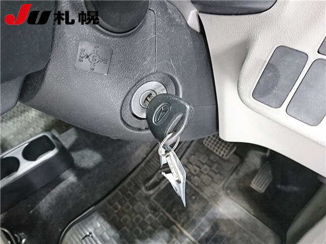 DAIHATSU MIRA E S 2015
