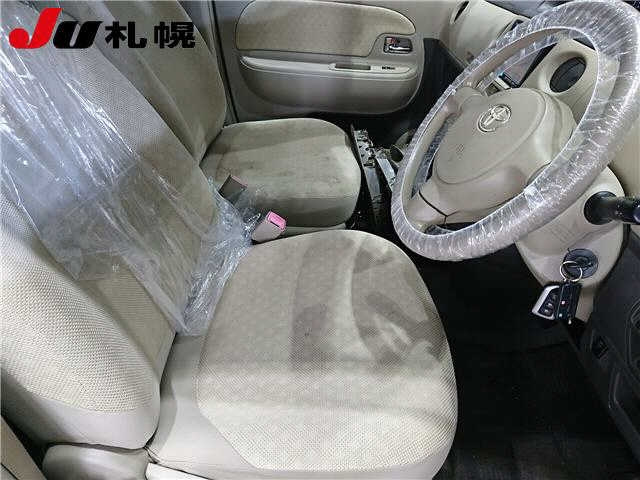TOYOTA SIENTA 2008