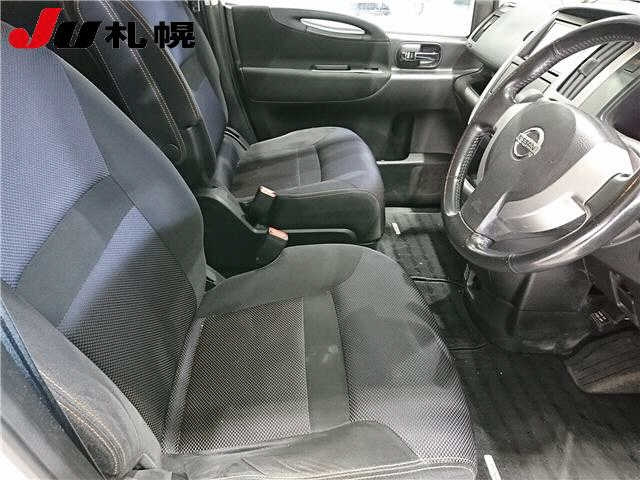 NISSAN SERENA 2009