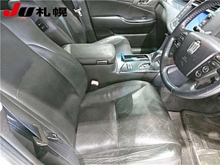 TOYOTA CROWN 2009