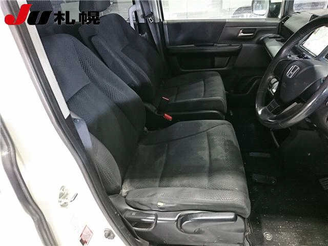 HONDA STEP WAGON 2011