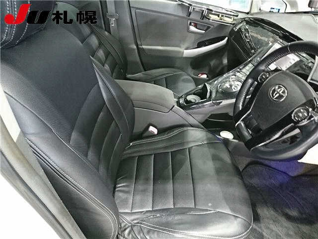 TOYOTA PRIUS 2010