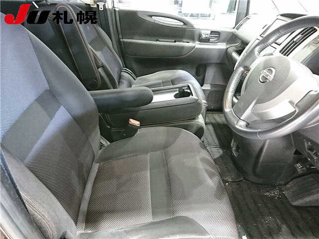 NISSAN SERENA 2009