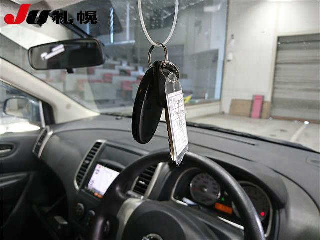 NISSAN WINGROAD 2012