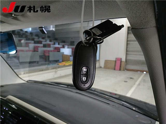 SUZUKI MRWAGON 2012
