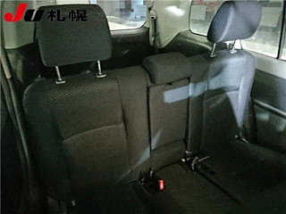 TOYOTA ISIS 2009