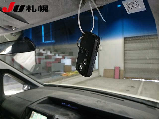 HONDA STEP WAGON 2011