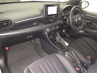 TOYOTA YARIS 2020