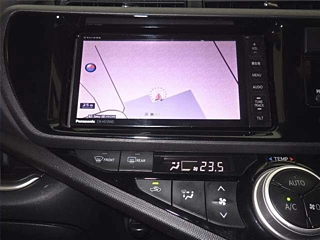 TOYOTA AQUA 2013