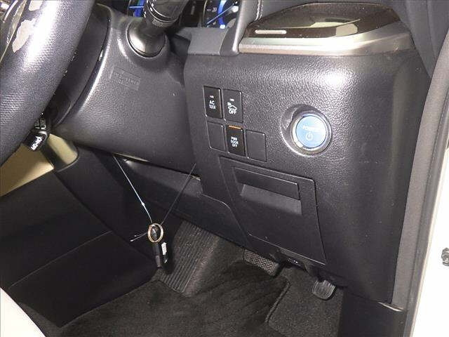 TOYOTA VELLFIRE 2015