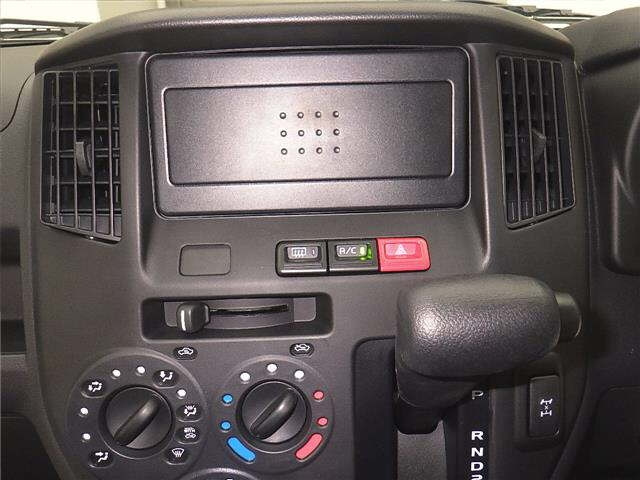 TOYOTA TOWN ACE VAN 2025