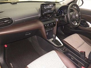 TOYOTA YARIS CROSS 2020