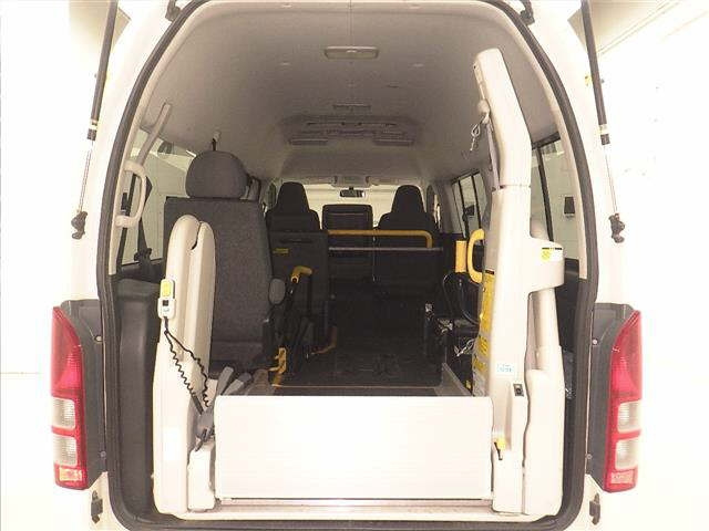 TOYOTA REGIUS ACE VAN 2013