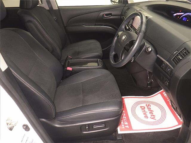 TOYOTA ESTIMA 2015