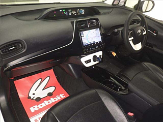 TOYOTA PRIUS 2018
