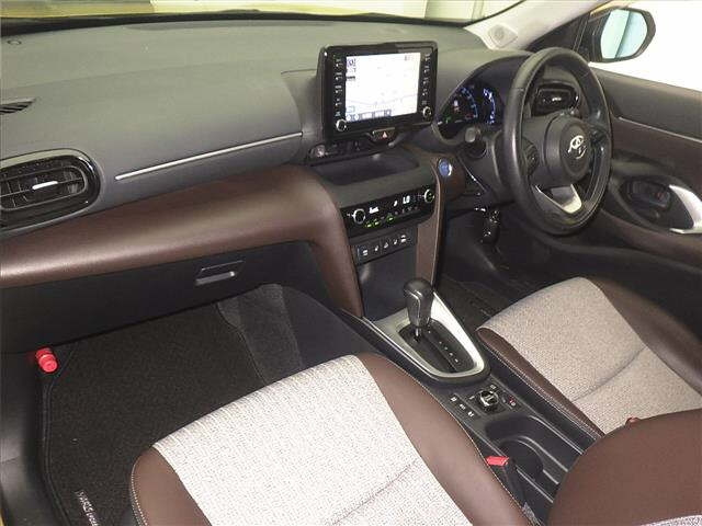 TOYOTA YARIS CROSS 2021