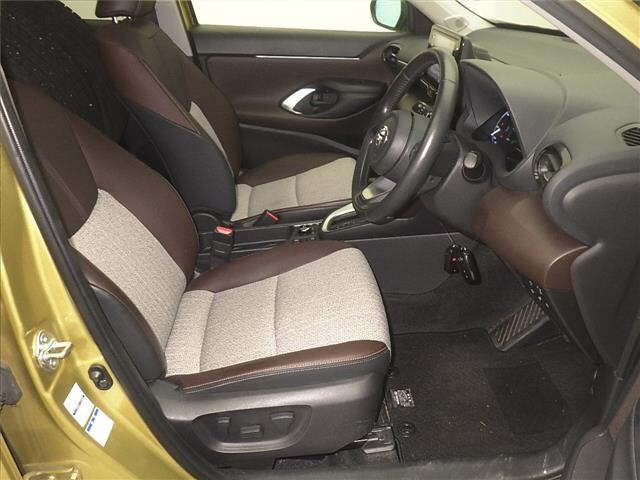 TOYOTA YARIS CROSS 2021