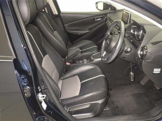 MAZDA DEMIO 2016
