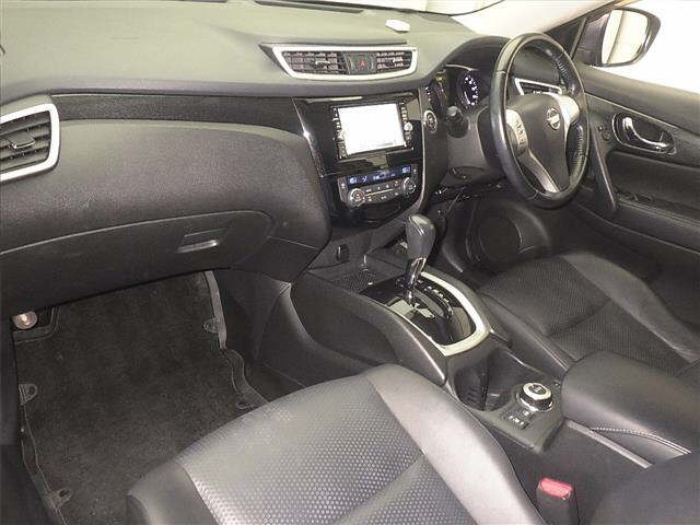 NISSAN X-TRAIL 2015