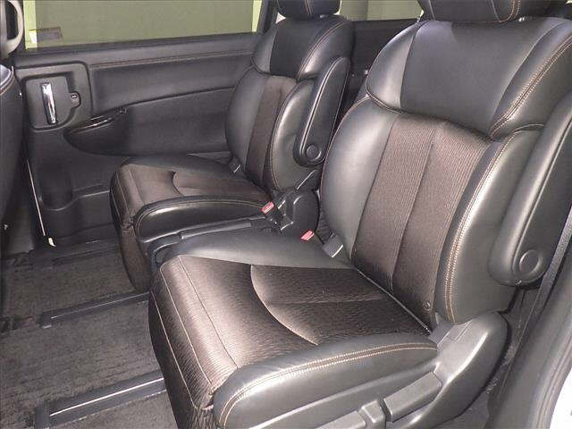 NISSAN ELGRAND 2018