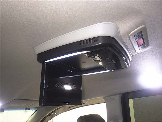 NISSAN ELGRAND 2018