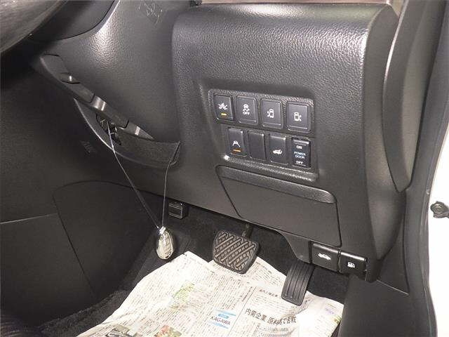 NISSAN ELGRAND 2018