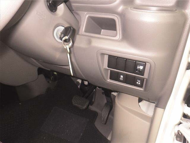 NISSAN CLIPPER VAN 2023