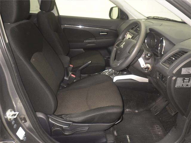 MITSUBISHI RVR 2013