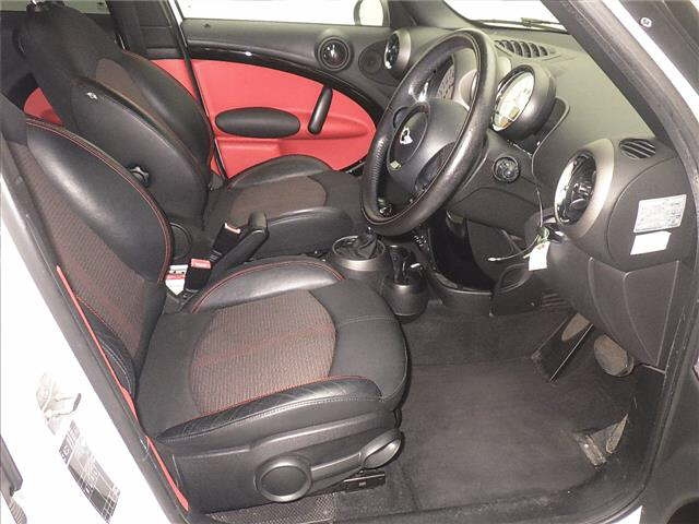 BMW MINI 2012