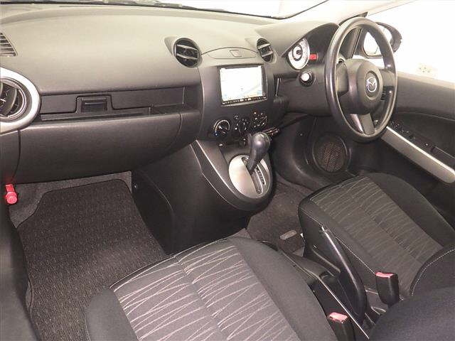 MAZDA DEMIO 2008