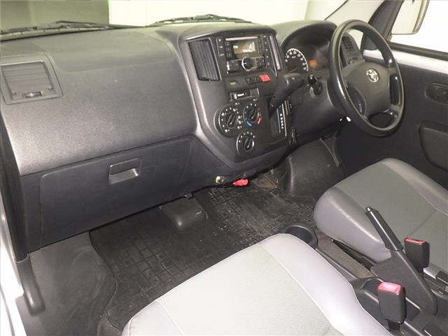 TOYOTA TOWN ACE VAN 2016