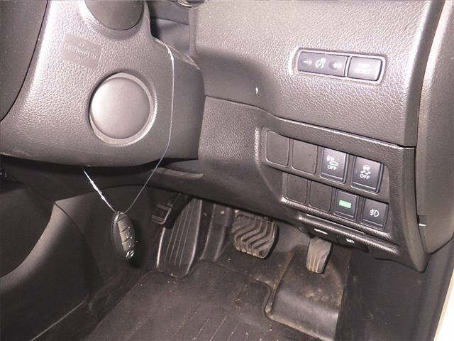 NISSAN X-TRAIL 2015