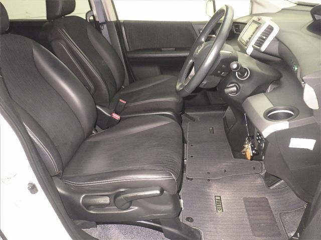 HONDA FREED 2013