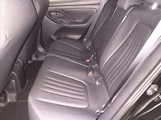TOYOTA YARIS 2025