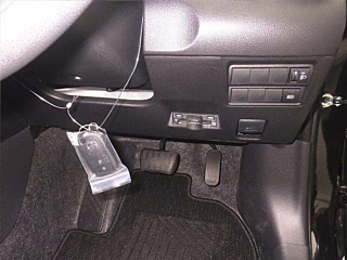 TOYOTA YARIS 2025