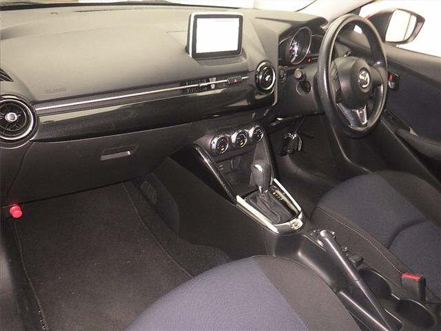 MAZDA DEMIO 2015