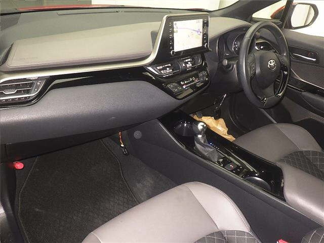 TOYOTA C-HR 2020