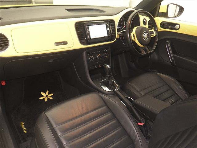 VOLKSWAGEN THE BEETLE 2014