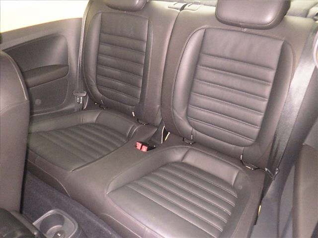 VOLKSWAGEN THE BEETLE 2014