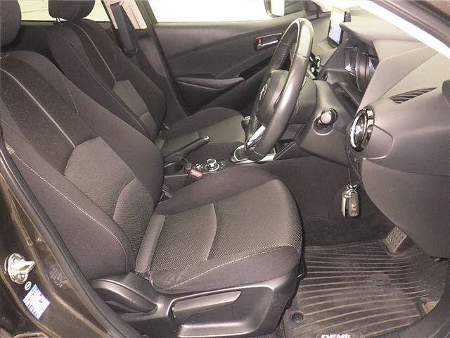 MAZDA DEMIO 2017